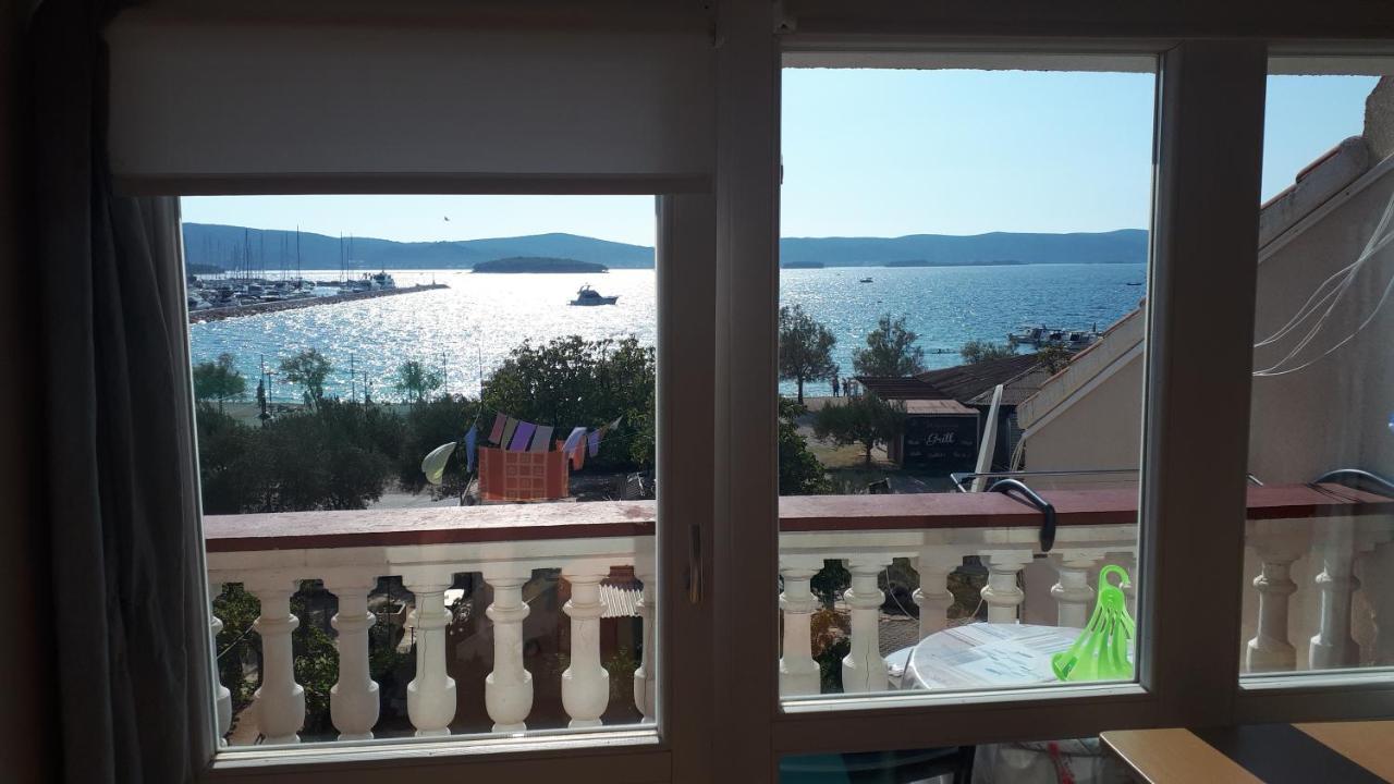 Hotel Sobe Rolo Uz More Biograd Na Moru Zewnętrze zdjęcie