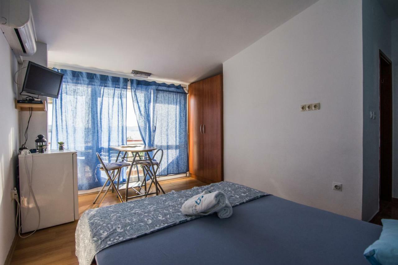 Hotel Sobe Rolo Uz More Biograd Na Moru Zewnętrze zdjęcie